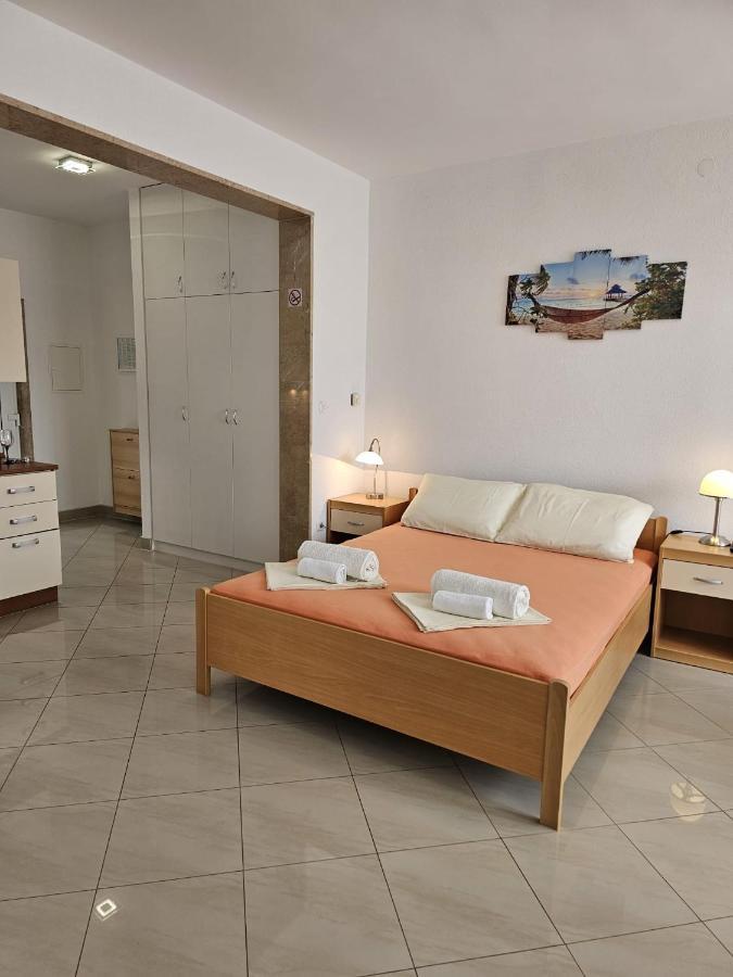 Apartmani Barnjak Trogir Exterior foto