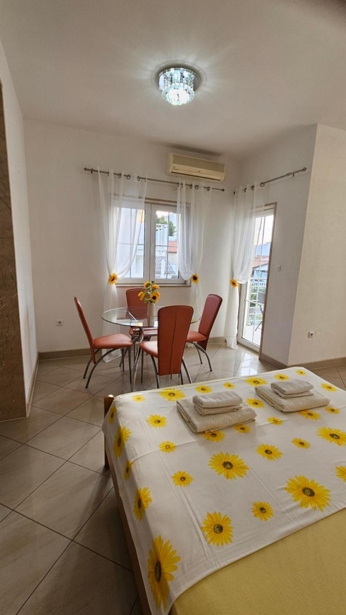 Apartmani Barnjak Trogir Exterior foto